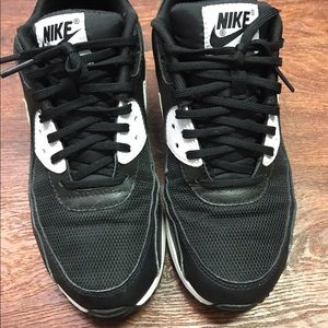 -Nike women's Air Max